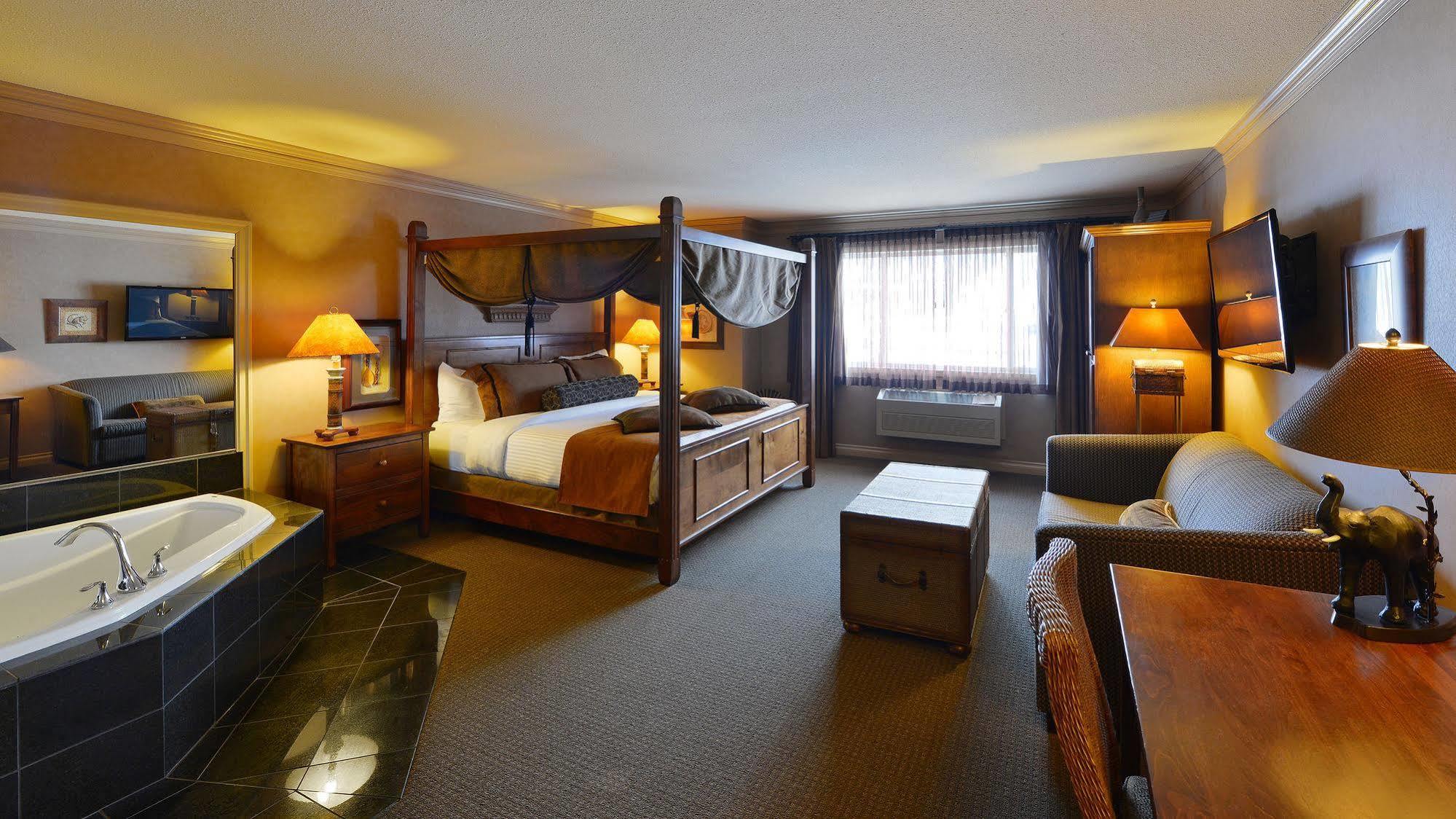 Prestige Inn Голден Екстер'єр фото